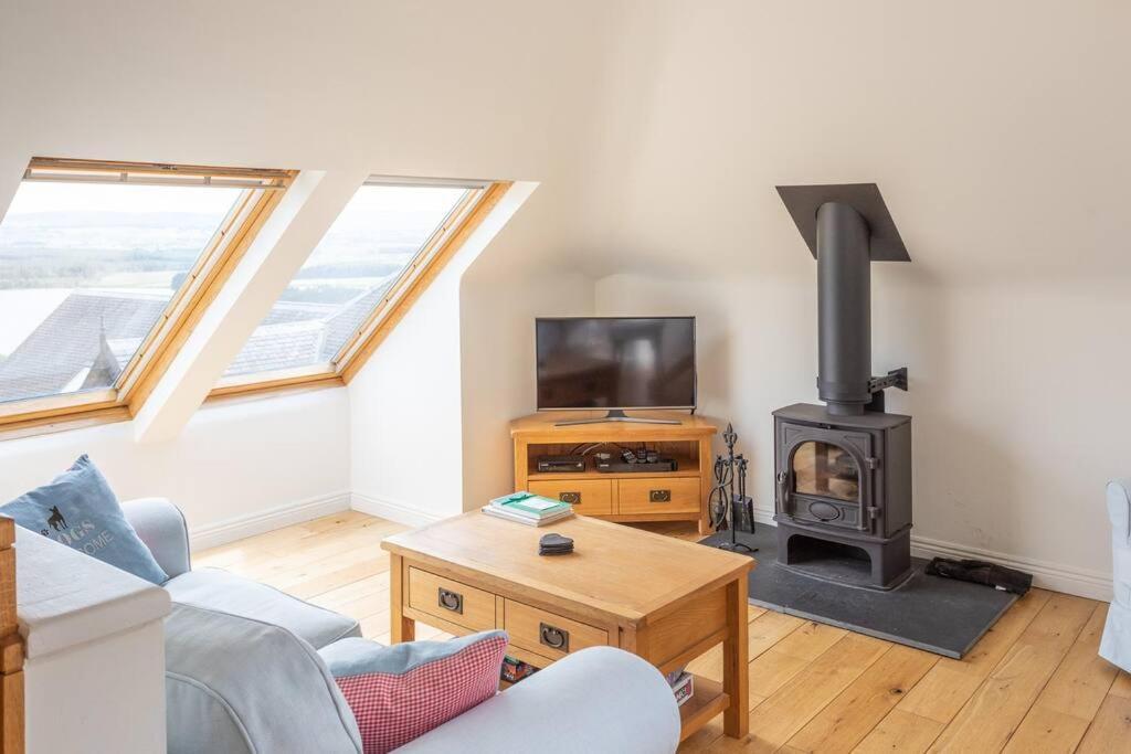 The Mews - A With A Spectacular View Port Of Menteith